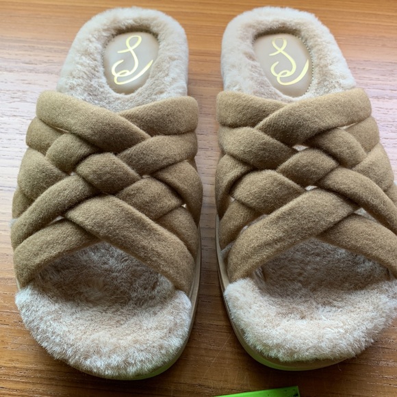 Sam Edelman Vaughn Faux Fur Woven tan slide sandal - Picture 2 of 8